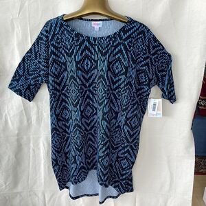 Lularoe woman’s medium large pullover top blouse